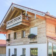 Holzhaus im Landhausstil in Oberbayern